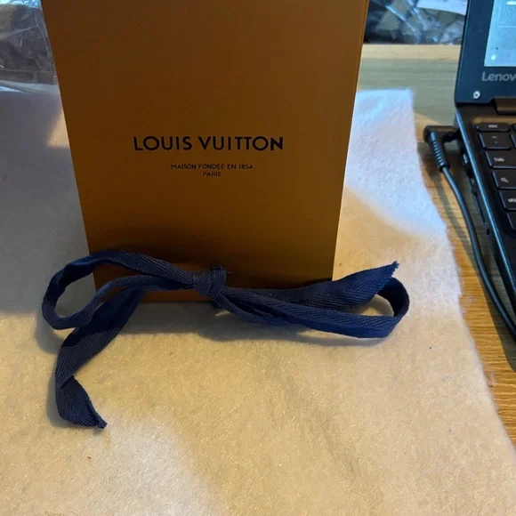 Louis Vuitton Snow globe trunk - Picture 12 of 12